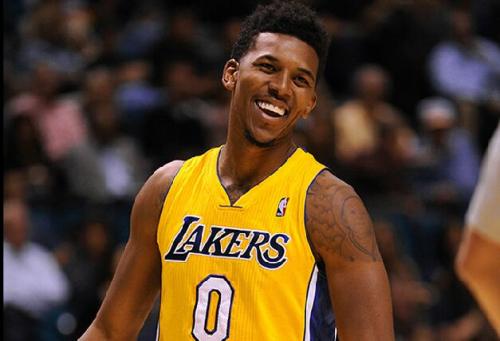 沙特联CEO：萨拉赫在沙特联赛受欢迎，有俱乐部正与其谈判（沙特联CEO称萨拉赫人气高涨，已有俱乐部与其进行谈判）