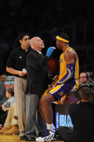 利物浦vs布莱顿前瞻：萨拉赫问题解决 利物浦主场擒拿海鸥（利物浦vs布莱顿前瞻：萨拉赫难题解除，红军主场有望拿下海鸥）