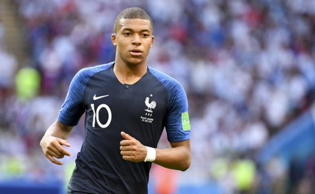 拜仁中场统治比赛（拜仁中场主宰全场）