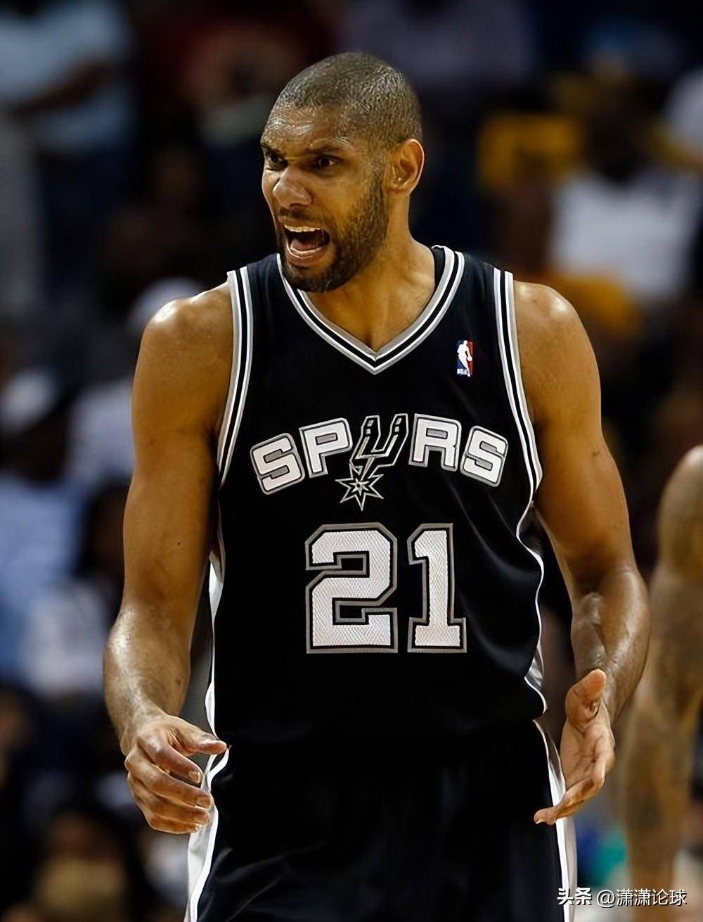 英超：曼城主场4-1大胜南安普顿（英超：曼城主场4比1击败南安普顿）