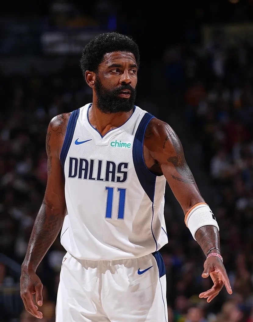 国家队教练下课风波频发（国家队帅位动荡连连）