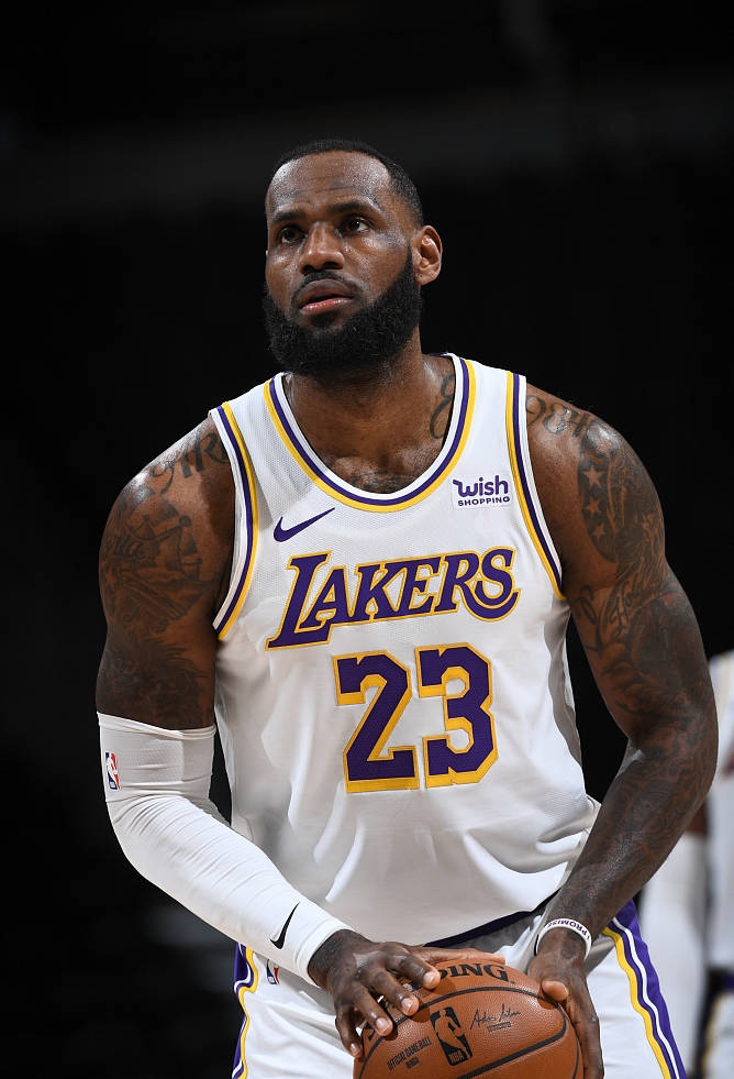 NBA战报：约翰逊30分12板12助，老鹰131-116轻取奇才（NBA快讯：约翰逊砍30分12板12助，老鹰131-116击退奇才）