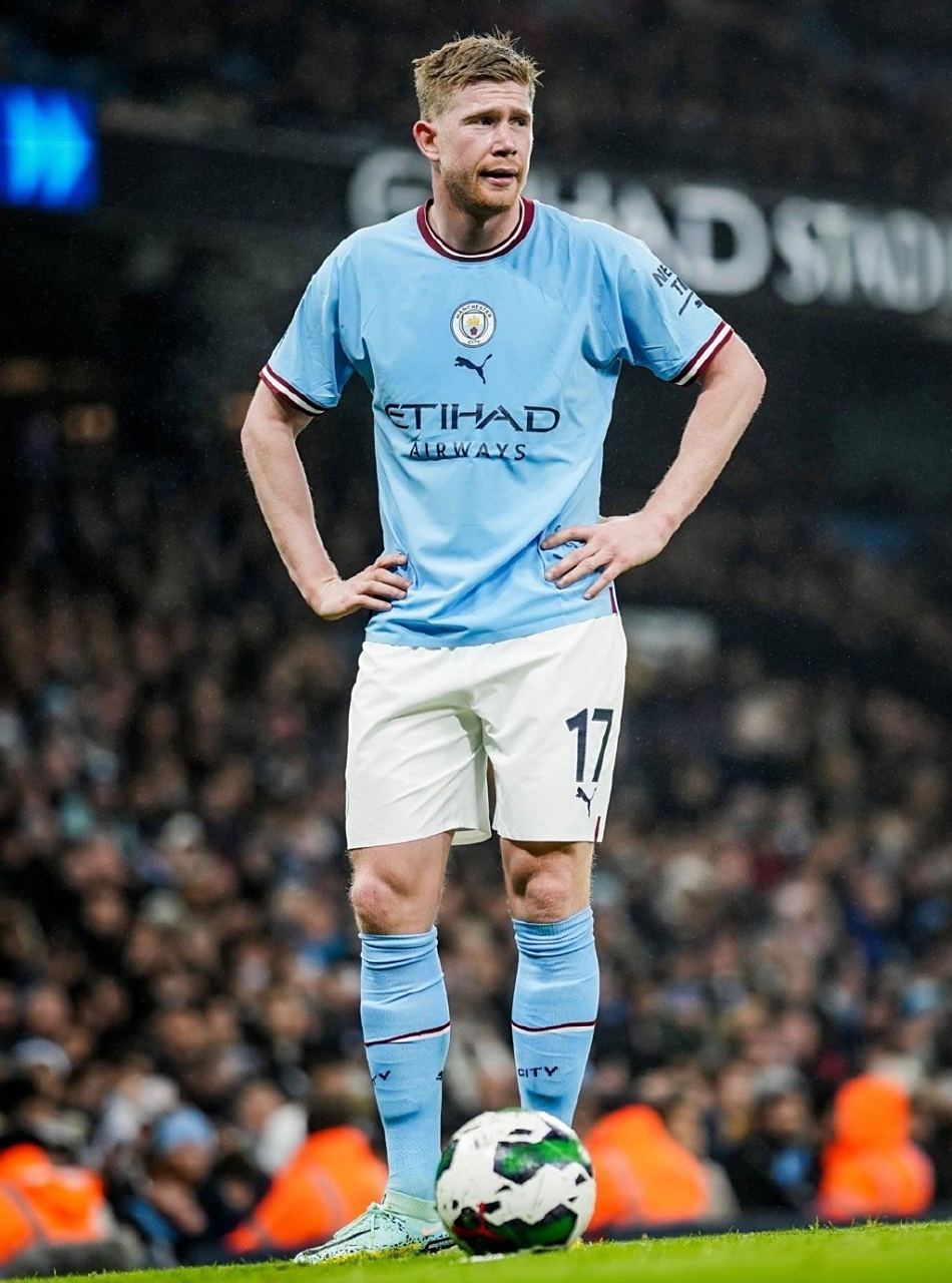 足球报：郑智接手西海岸帅位的可能性最大，但尚未最后敲定（足球报：郑智最有望出任西海岸主帅，尚待最终确认）