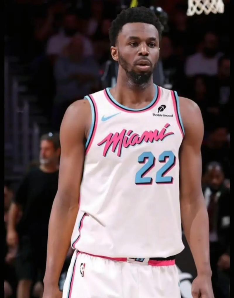 卡巴雷罗：为亚泰降级难过，我很愿意回去带领亚泰重返中超（卡巴雷罗：为亚泰降级感到遗憾，愿回归执教带队重返中超）