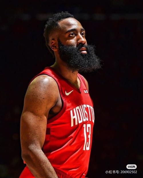 伊尔迪兹：胜利永远属于全队，我很高兴能为戴维送出助攻（伊尔迪兹：胜利属于整个团队，能为戴维送出助攻让我很开心）