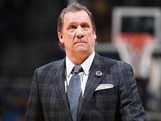 NBA每日最佳：爱德华兹44分赛季新高，SGA38分带队13连胜（NBA今日之星：爱德华兹轰44分创赛季新高，SGA38分率队豪取13连胜）