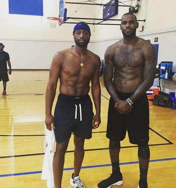 毛罗：尤文后防缺乏领袖，斯帕莱蒂应让他们展现个性成为领袖（毛罗：尤文后防缺少领袖 斯帕莱蒂应鼓励球员展现个性并挑起重担）