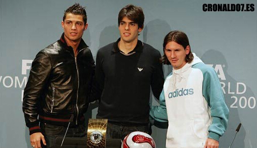 “高价争议”中的2026年世界杯门票，开售首日申购量突破500万（2026世界杯门票陷入高价争议，开售首日申购量超500万）