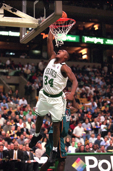 皇马替补奇兵绝杀（皇马替补奇兵压哨制胜）