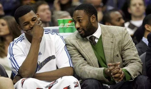 小法谈莫拉塔要求换下：那是一次早就计划好的换人（小法解读莫拉塔示意下场：换人早有安排）