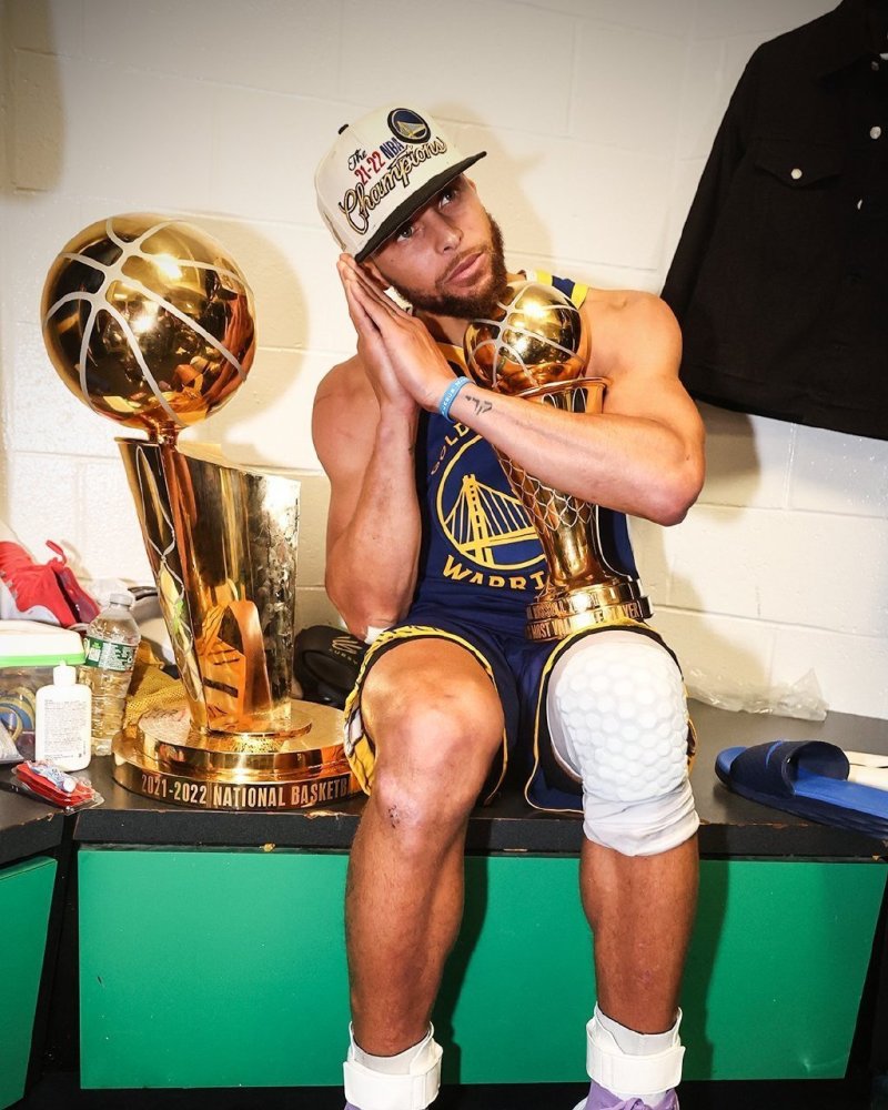 每体：奥尔莫是巴萨新的中场多面手，他的特质符合弗里克需求（每体：奥尔莫成巴萨中场新全能棋子，特性契合弗里克战术需求）