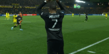 斯基拉：AC米兰不满恩昆库表现，正考虑出售（斯基拉：AC米兰对恩昆库表现失望，考虑将其出售）